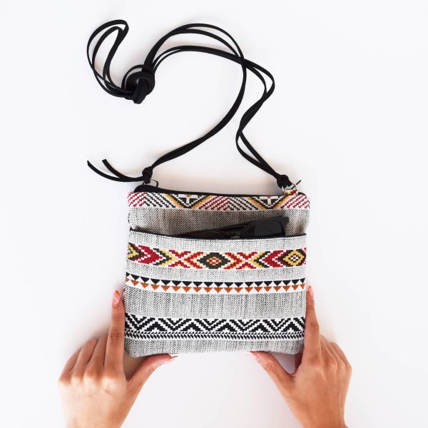 Bolso pequeño tribal con bolsillo