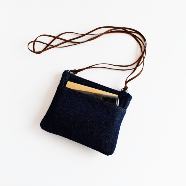 Bolso marrón pequeño - Imagen 3