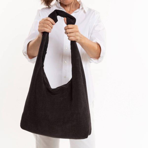 Bolso hobo de pana negro - Imagen 4