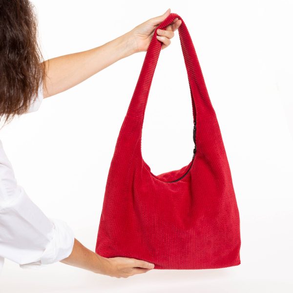 Bolso hobo de pana rojo