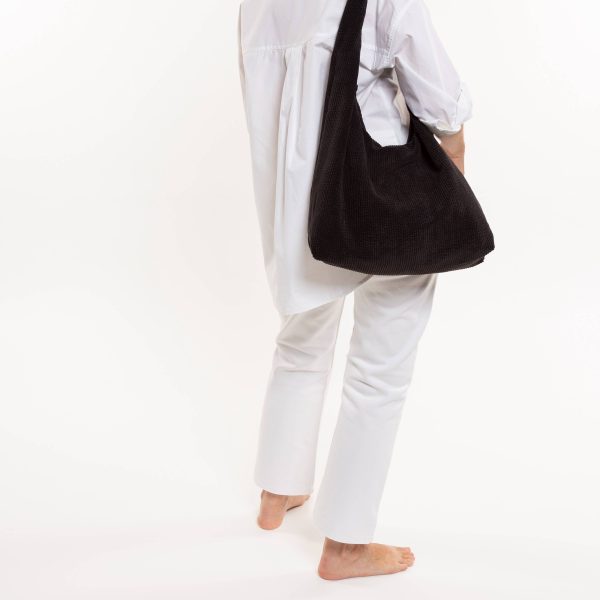 Bolso hobo de pana negro