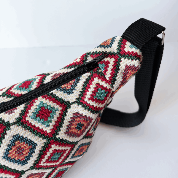 Riñonera bandolera estampada - Imagen 10